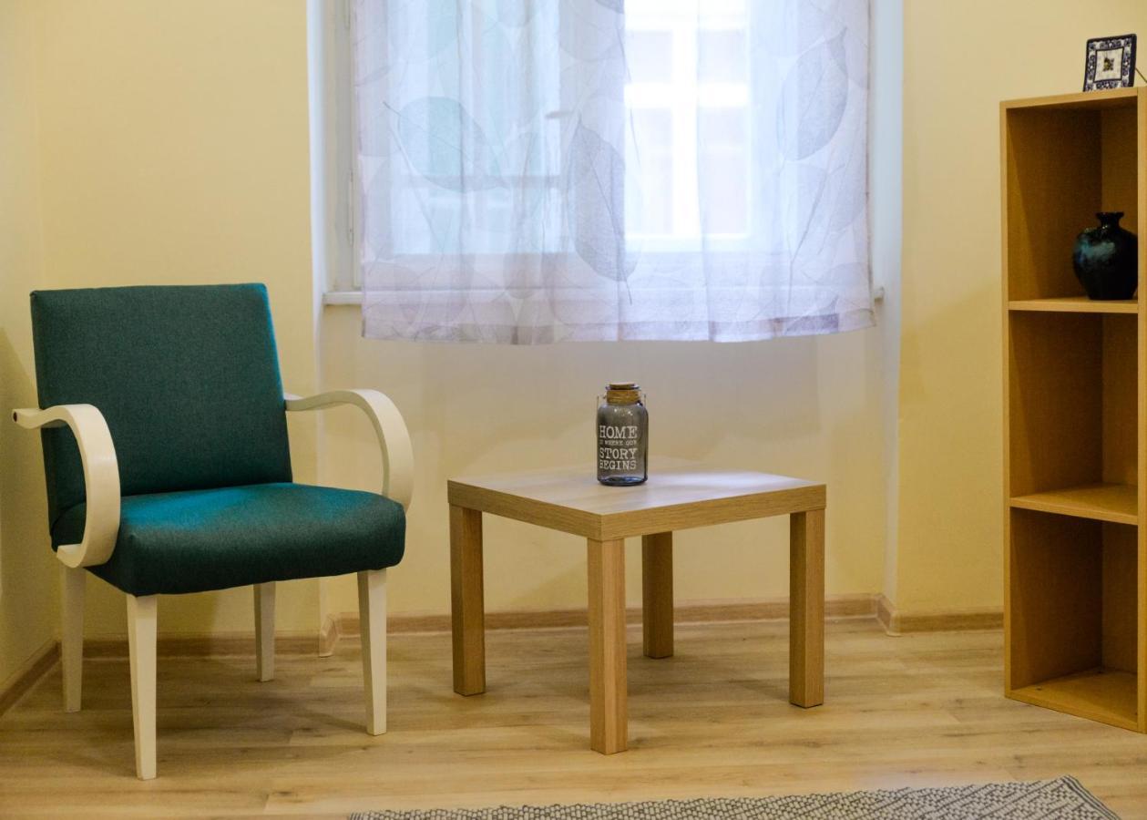 Centrum Apartment Senta מראה חיצוני תמונה